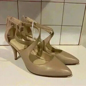 Women’s Marc Fisher Nude Pumps with Ankle Strap- Size 6.5- EUC